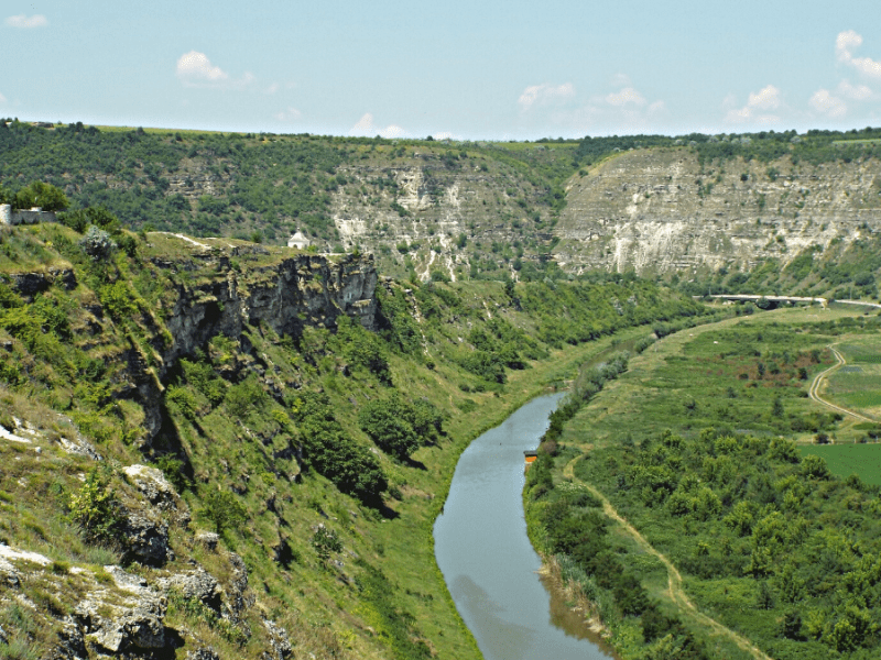 House Sitting in&nbsp;Moldova